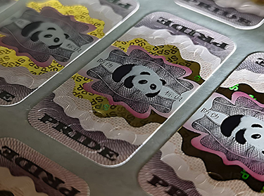 Paper label with customized hologram hot stamping